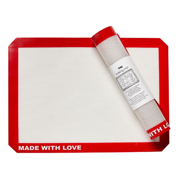 Picture of made with love baking mat - red