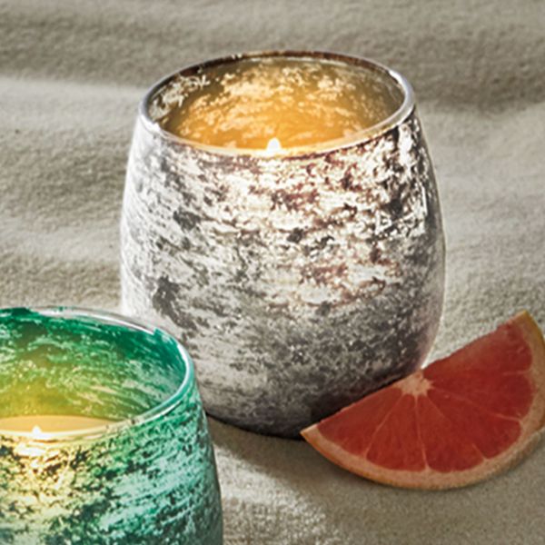 Picture of outdoor garden citronella grapefruit candle - White